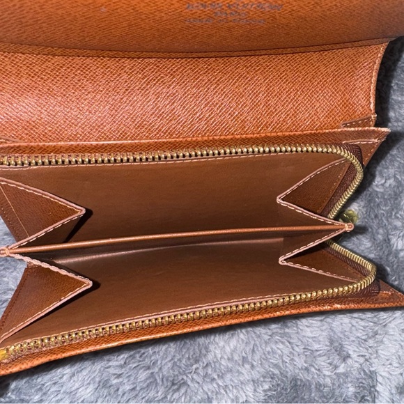 LV Monogram Canvas Tresor wallet / LIKE NEW ❤️‍🔥AUTHENTIC❤️‍🔥 - Picture 5 of 6